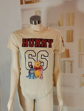 Disney Winnie the Pooh Cream Graphic Tee